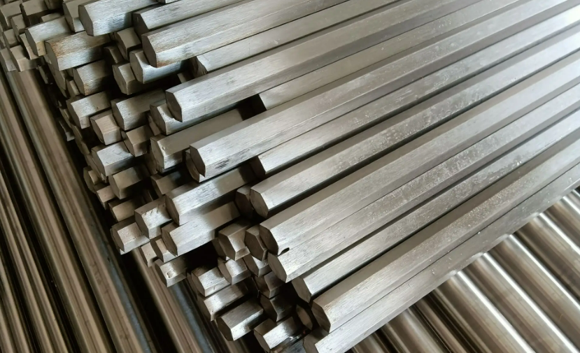 303 Steel: Definitio et Applications