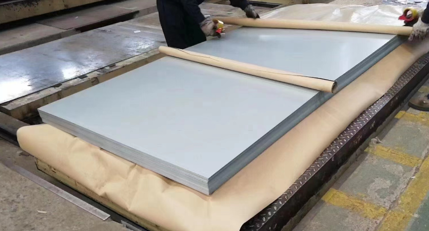 Stainless Steel Sheet Metal Grades: A Detailed Comparison