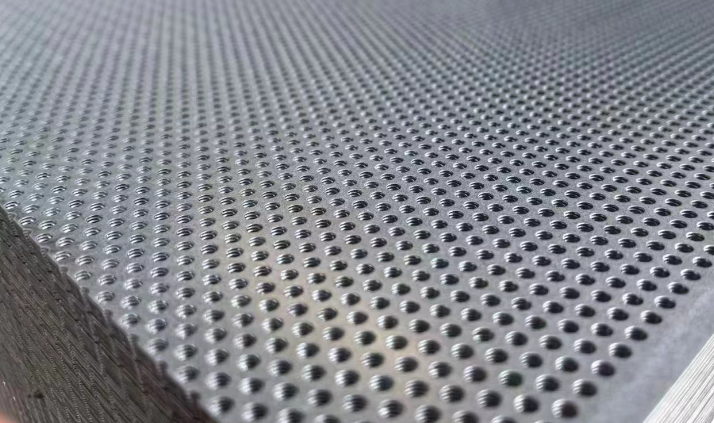 What are the differences between mesh and perforated sheet?